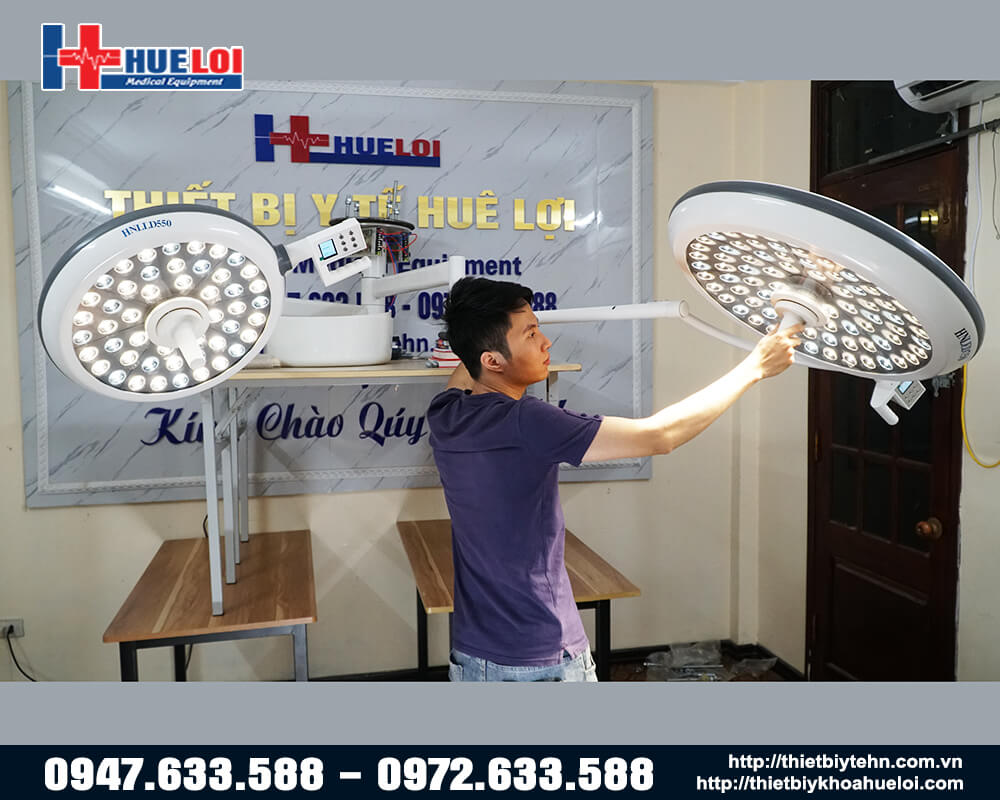 Đèn mổ treo trần 2 nhánh