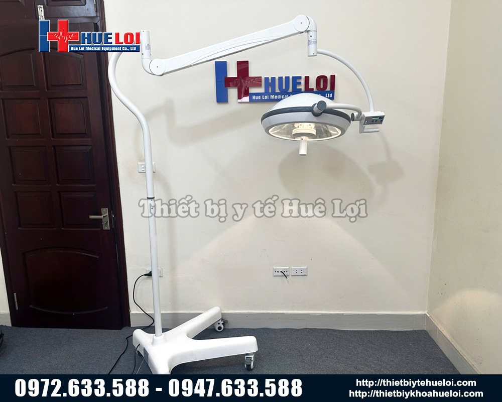  đèn mổ halogen