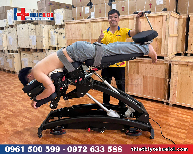 giường nắn chỉnh cột sống